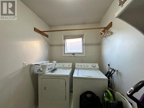 1104 120 Avenue, Dawson Creek, BC - Indoor Photo Showing Laundry Room