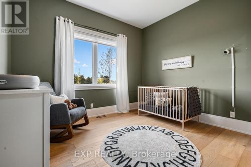 25 Franklin Crescent, Whitby, ON - Indoor Photo Showing Bedroom