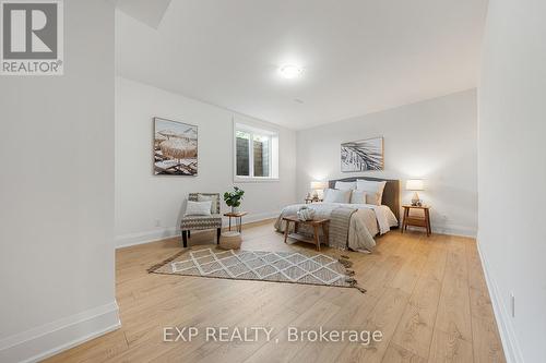 25 Franklin Crescent, Whitby, ON - Indoor Photo Showing Bedroom