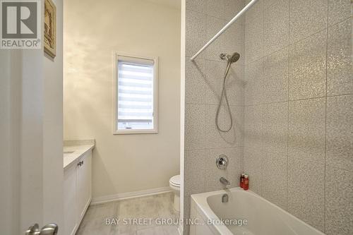 17 Thompson Way, Springwater, ON - Indoor Photo Showing Bathroom