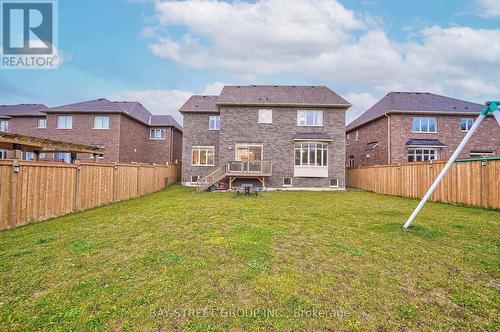 17 Thompson Way, Springwater, ON - Outdoor