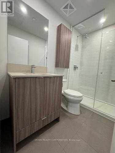 407 - 4130 Parkside Village Drive, Mississauga, ON - Indoor Photo Showing Bathroom