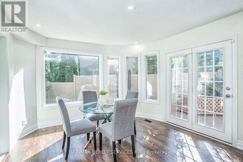 6685 Mockingbird Lane, Mississauga, ON - Indoor Photo Showing Dining Room