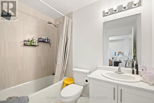 906 - 450 Dundas Street E, Hamilton, ON - Indoor Photo Showing Bathroom