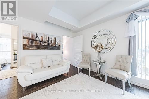 1108 - 158 King Street, Waterloo, ON - Indoor Photo Showing Living Room