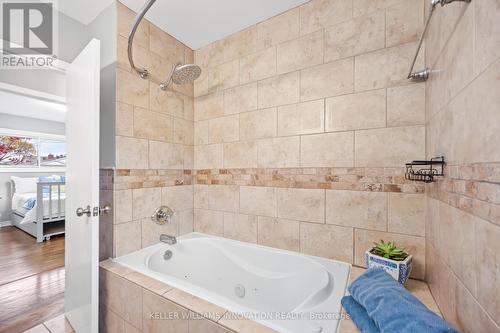 502 Manchester Road, Kitchener, ON - Indoor Photo Showing Bathroom