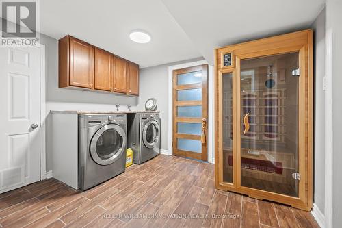 502 Manchester Road, Kitchener, ON - Indoor Photo Showing Laundry Room