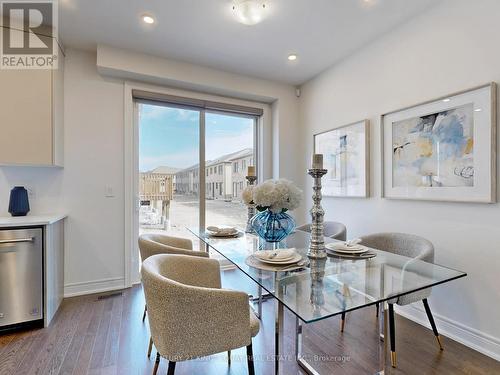 8 Schmeltzer Crescent, Richmond Hill, ON - Indoor Photo Showing Dining Room