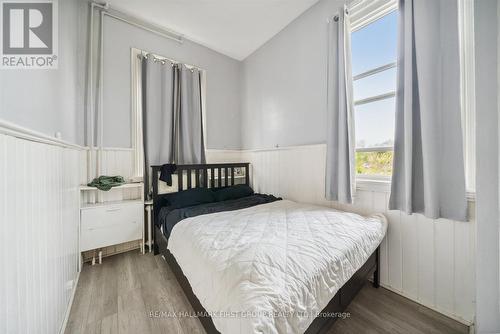 35 Toronto Street N, Uxbridge, ON - Indoor Photo Showing Bedroom