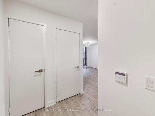 702-30 Tretti Way, Toronto, ON - Indoor Photo Showing Other Room