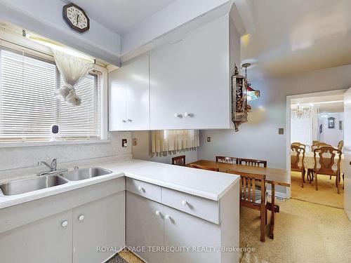 55 Cocksfield Ave, Toronto, ON - Indoor Photo Showing Kitchen With Double Sink