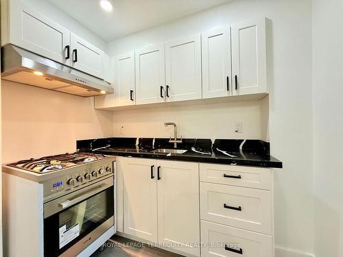 Bsmt-1569 Edgecroft Dr, Pickering, ON - Indoor Photo Showing Kitchen