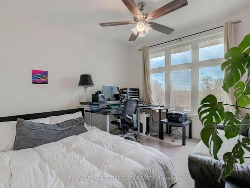 137 East Shore Dr, Clarington, ON - Indoor Photo Showing Bedroom