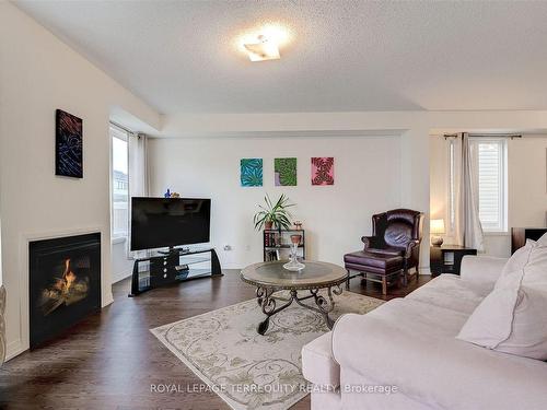 137 East Shore Dr, Clarington, ON - Indoor Photo Showing Living Room With Fireplace