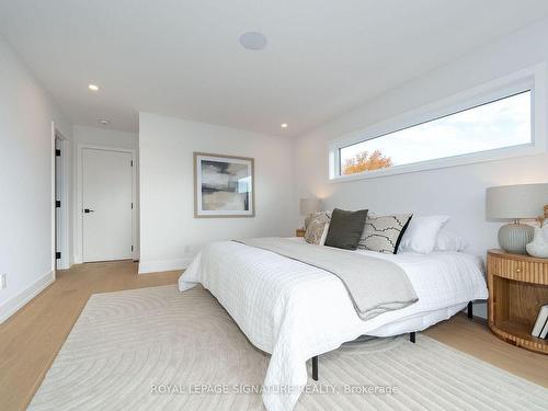 99 Yardley Ave, Toronto, ON - Indoor Photo Showing Bedroom