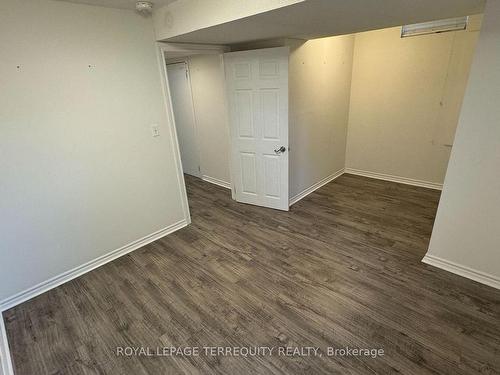 Bsmt-5464 Tenth Line W, Mississauga, ON - Indoor Photo Showing Other Room