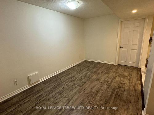 Bsmt-5464 Tenth Line W, Mississauga, ON - Indoor Photo Showing Other Room