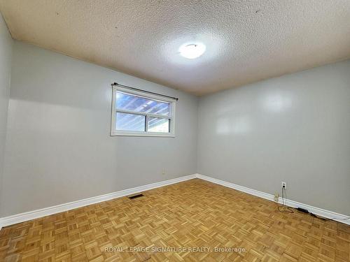 Main-2644 Windjammer Rd, Mississauga, ON - Indoor Photo Showing Other Room