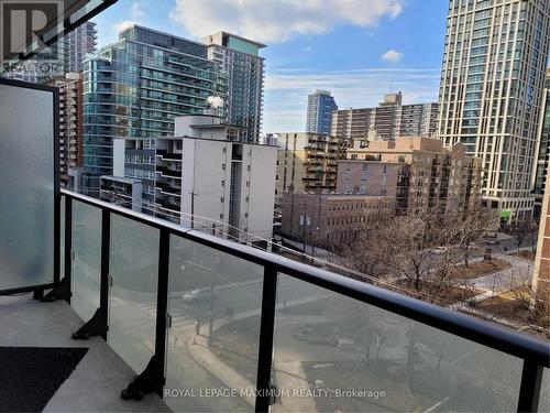 507 - 185 Roehampton Avenue, Toronto, ON - Outdoor With Balcony