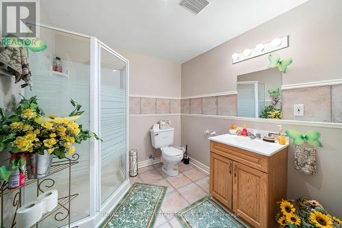 2166 Erin Centre Boulevard, Mississauga, ON - Indoor Photo Showing Bathroom