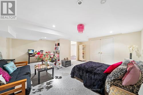 2166 Erin Centre Boulevard, Mississauga, ON - Indoor Photo Showing Bedroom