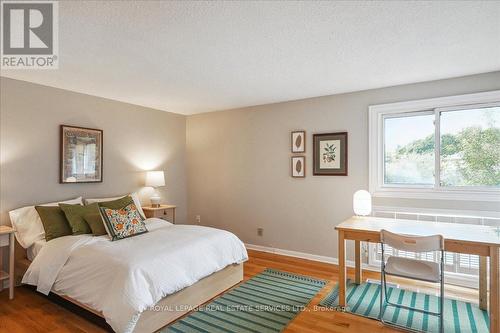 70 - 1080 Walden Circle, Mississauga, ON - Indoor Photo Showing Bedroom