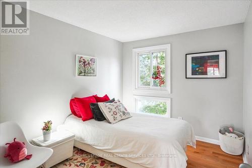 70 - 1080 Walden Circle, Mississauga, ON - Indoor Photo Showing Bedroom