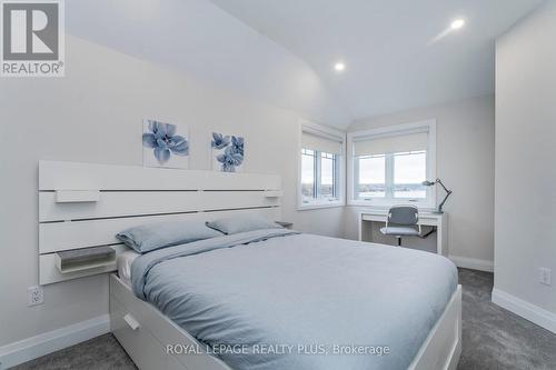 12 Navigator Road, Penetanguishene, ON - Indoor Photo Showing Bedroom