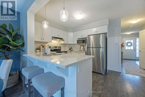 46 - 2040 Shore Road, London, ON - Indoor Photo Showing Kitchen With Upgraded Kitchen