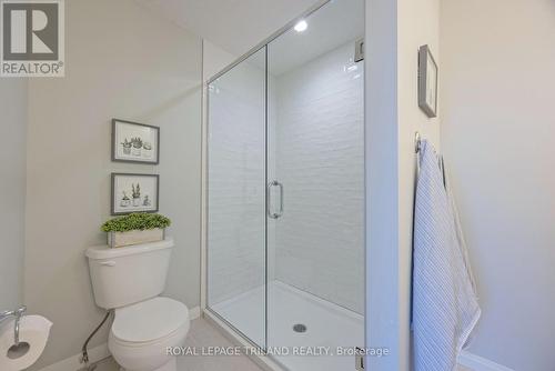 46 - 2040 Shore Road, London, ON - Indoor Photo Showing Bathroom