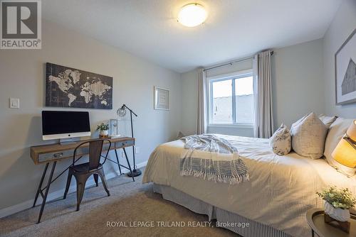 46 - 2040 Shore Road, London, ON - Indoor Photo Showing Bedroom