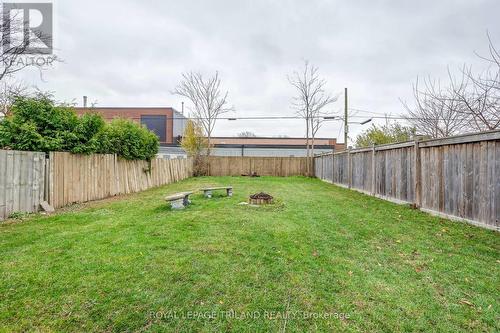 821 Queens Avenue, London, ON - Outdoor With Backyard