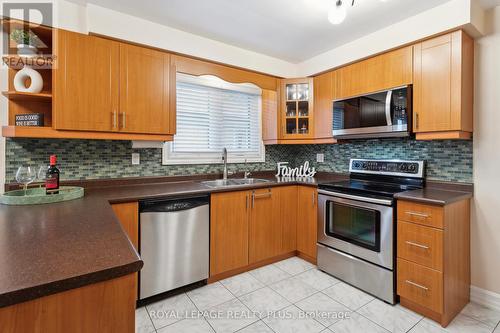 758 Greenore Road, Mississauga, ON - Indoor Photo Showing Kitchen With Stainless Steel Kitchen With Double Sink