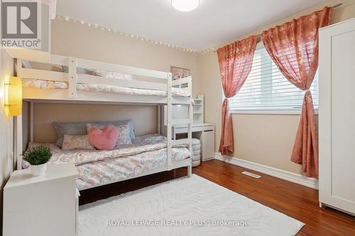 758 Greenore Road, Mississauga, ON - Indoor Photo Showing Bedroom