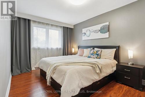 758 Greenore Road, Mississauga, ON - Indoor Photo Showing Bedroom