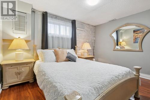 758 Greenore Road, Mississauga, ON - Indoor Photo Showing Bedroom