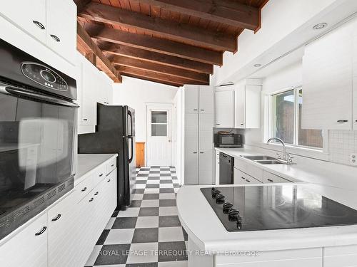 203 Godolphin Rd, Trent Hills, ON - Indoor Photo Showing Kitchen With Double Sink