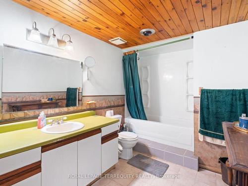 203 Godolphin Rd, Trent Hills, ON - Indoor Photo Showing Bathroom