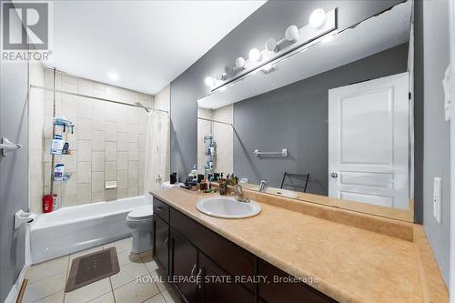 182 Eringate Drive, Hamilton, ON - Indoor Photo Showing Bathroom