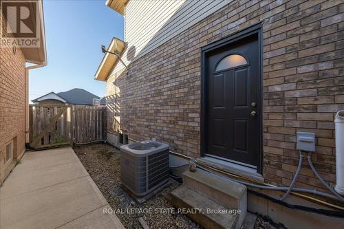 182 Eringate Drive, Hamilton, ON - Outdoor With Exterior