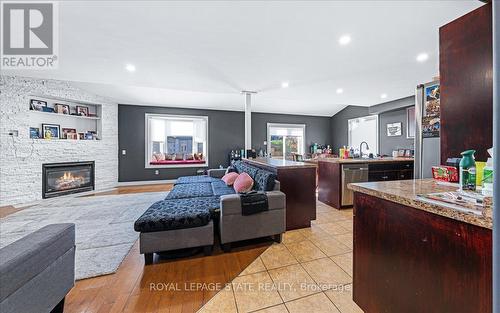 182 Eringate Drive, Hamilton, ON - Indoor Photo Showing Living Room With Fireplace