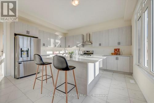 40 Golden Meadows Drive, Otonabee-South Monaghan, ON - Indoor Photo Showing Kitchen