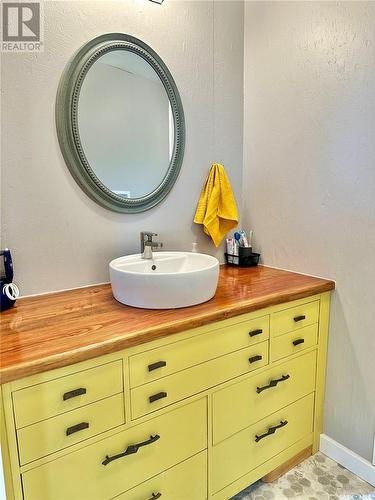 117 Ravine Road, Big Shell, SK - Indoor Photo Showing Bathroom