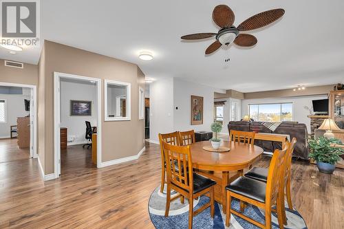 413-1961 Durnin Road, Kelowna, BC - Indoor Photo Showing Dining Room