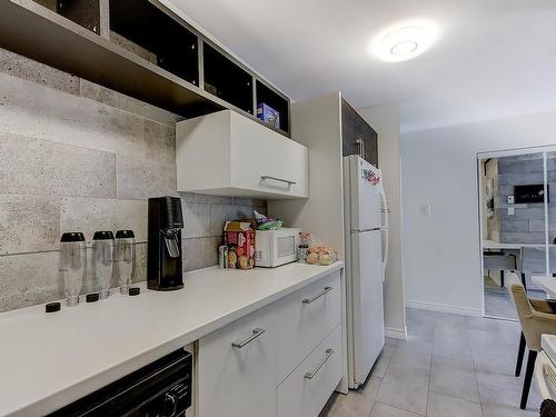 Kitchen - 304-100 Rue Sacré-Coeur, Longueuil (Le Vieux-Longueuil), QC - Indoor Photo Showing Other Room