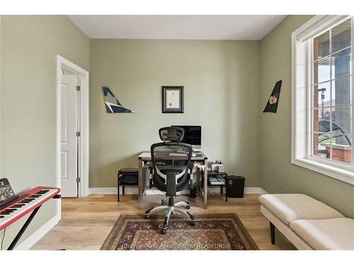 12-132 Robin Ridge Drive, Belmont, ON 