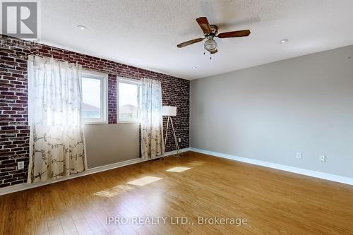 5426 Sweetgrass Gate, Mississauga, ON - Indoor Photo Showing Other Room