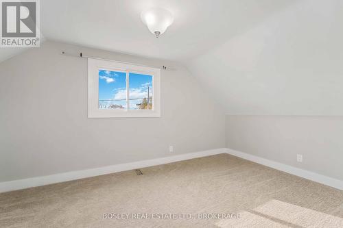 13 Herrick Avenue, St. Catharines (450 - E. Chester), ON - Indoor Photo Showing Other Room