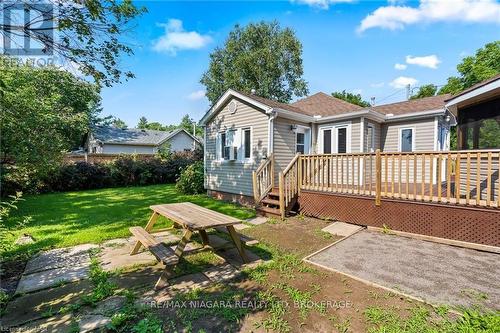 11317 Fowler Road, Wainfleet (880 - Lakeshore), ON - Outdoor With Deck Patio Veranda