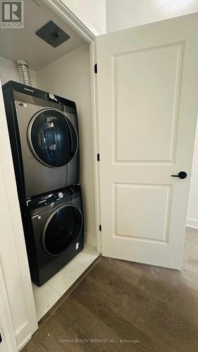 104 - 2333 Khalsa Gate, Oakville, ON - Indoor Photo Showing Laundry Room